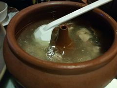 -蔼若春.传承三十年云南菜(金碧公园店)