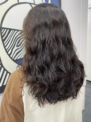 -茶发Salon·烫发染发理发