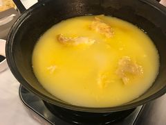 -鲜入围煮花胶鸡海鲜火锅