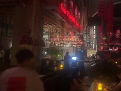 -FOUR PLAY BAR