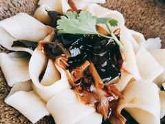 素打卤扯面-Lotus 莲花空间(国贸商城店)