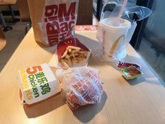 -麦当劳(军博店)