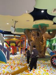 -MELAND CLUB亲子乐园•派对(虹桥万象城店)
