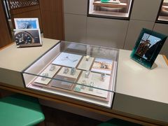 -亨得利钟表商店