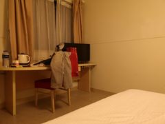 -锦江之星(广州海珠江泰路地铁站店)