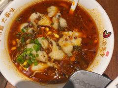 椒椒麻香鱼-渝是乎酸菜鱼(龙旗购物中心店)