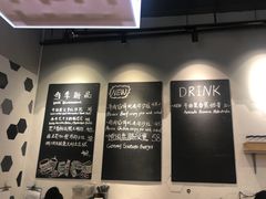 -HELLO 27 意面·沙拉·帕尼尼