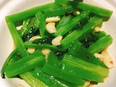 -金牌老碗时尚陕菜(王府井百货店)