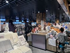 -胖东来生活广场(健康路店)