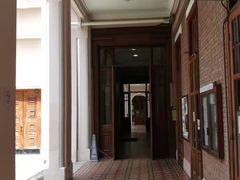 -香港大学