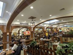 大堂-清真·玛丽亚新疆菜主题餐厅(浙江中路店)
