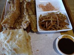 -闻道食府烙饼卷带鱼(原车耳营店原大觉寺店)