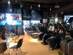 -VLines耀能运动24小时·月付制健身(京广桥店)
