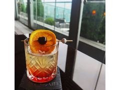 -FLAIR顶层餐厅酒吧(浦东丽思卡尔顿酒店)