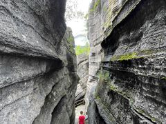 -梭布垭石林景区