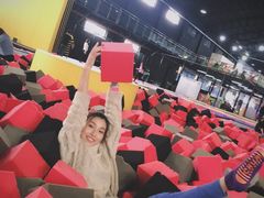 -嘿哟动霸CHUA·新潮玩运动娱乐中心·蹦床滑冰团建乐园