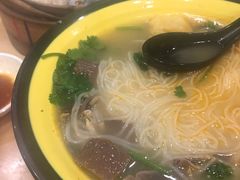 -龙咆汤包·手工现包小笼(拱北口岸店)