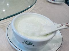 招牌双皮奶-长润·濑尿烧鹅