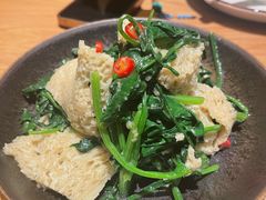 -纳鲁孜·新疆特色餐厅(上海悦荟广场店)