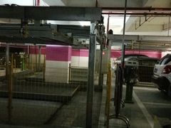 -徐汇日月光地下停车场