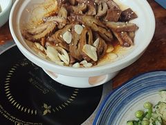 -老鼎万春卤菜(五代传承创始老店)