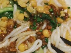 -兵哥豌豆面(雅颂居店)