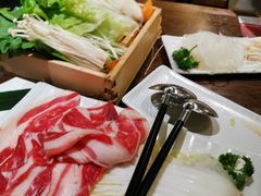 -呷哺呷哺(松江开元店)