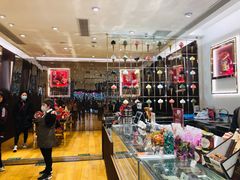 -VENCHI 闻绮(上海佛罗伦萨小镇店)