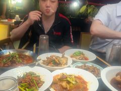 -沪小胖·小龙虾·蓝龙王(八佰伴店)