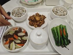 点击看大图 -优月月子中心(南海万达店)