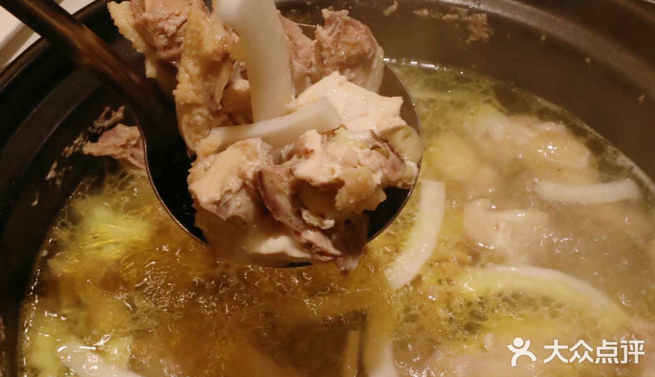 玻璃房的浪漫💕排队也要吃的东莞润泽园🥥❗