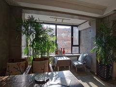 -HIGH FIVE哈福手工汉堡(桂林路店)