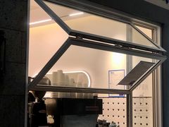 门面-AllorNothing横竖横咖啡(天虹店)