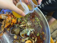 -老东镇啤酒屋海鲜加工·蒸汽海鲜·海鲜烧烤(台东店)