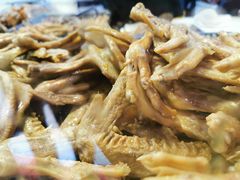 藤椒鸭爪-王浩儿纪六孃甜皮鸭(乐山总店)