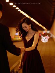 -伯爵婚纱摄影(光谷店)