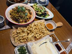 -95号酱骨·一块豆腐(展春园西路店)
