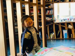 -钟书阁(松江泰晤士小镇店)