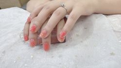 -灰姑娘美甲美睫馆