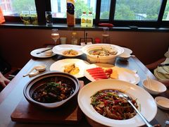 -新天明砂锅鱼头煲