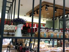 面包甜点陈列柜-仟吉(虎泉店)