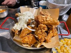 双拼炸鸡-富乐满韩国正宗炸鸡韩国料理(虹泉路店)