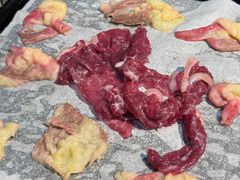 -牛里牛气· 榴莲海鲜鲜牛肉自助火锅·烤肉(横岗店)