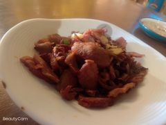 -老滇山寨•云南特色菜•地方菜•民族风情歌舞表演(金碧店)