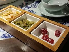 -卢大鲜鱼头捞饭(美利广场店)
