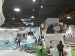 -MINI MARS KIDS CLUB亲子家庭中心(长宁天山店)