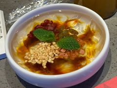 荷田冰粉-老佛爷铜炉蛙锅(东门老街店)