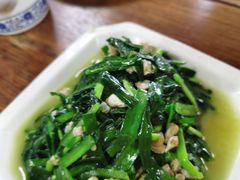 韭菜炒蚬肉-吾介小籠館