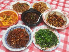 -饶品富牛魔王辣味烧菜馆(船山路总店)