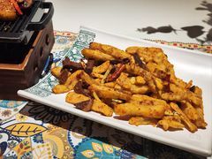 -云海肴·汽锅鸡·云南菜(天山百盛优客店)